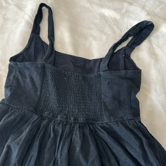ABERCROMBIE CORSET ROMPER WITH BUTTON DETAIL AND ADJUSTABLE STRAPS. SIZE M - Picture 3 of 4